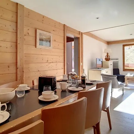 Bel Renove De 62 M², 8 Pers, Pieds Des Pistes, Parking Couvert Inclus - Les Bruyeres - Fr-1-344-345 Apartment